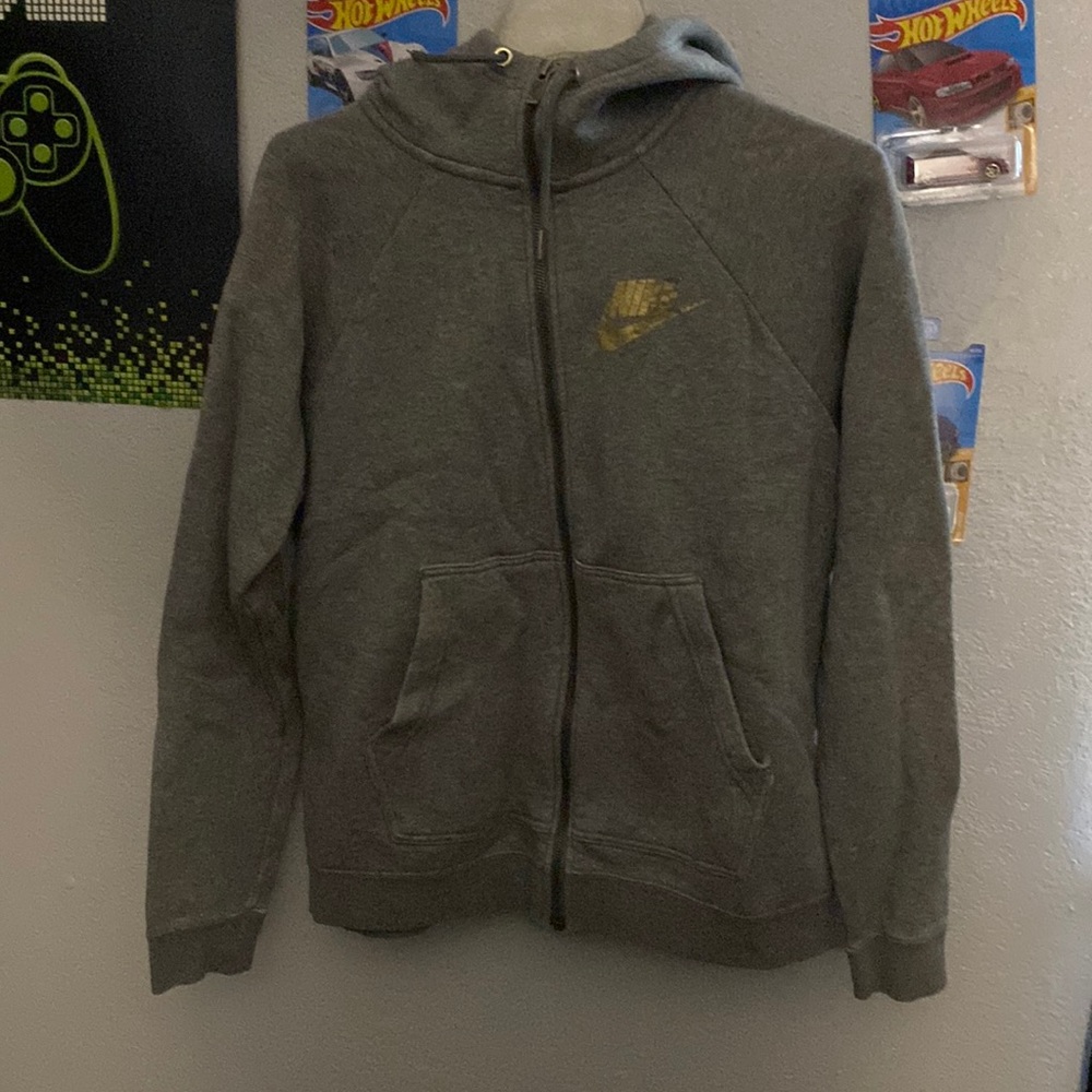 Nike Sweater